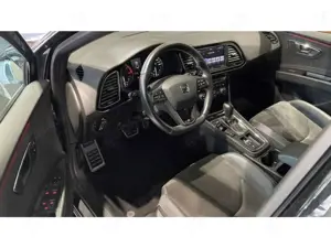 SEAT Leon Leon 2.0 TSI StartStop CUPRA 300 Bild 3