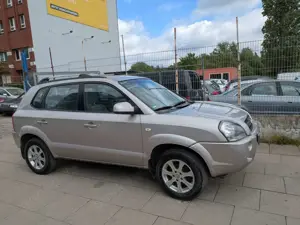 Hyundai TUCSON 2.0 GLS (4WD) Bild 5