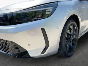 Opel Corsa 1.2 Direct Injection Turbo GS Bild 4