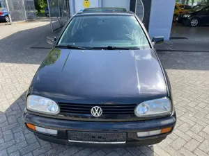 Volkswagen Golf 1.8 Automatik Avenue 1.1.26 30 Jahre H Kennzeichen