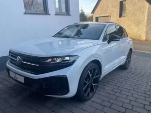 Volkswagen Touareg 3.0 TDI 210 kW 4Motion R-Line VOLL AUSSTATTUNG !