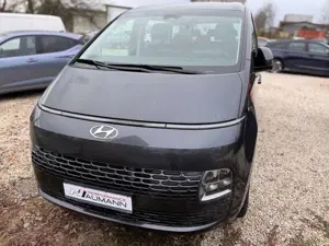Hyundai STARIA 2.2 CRDi 4WD 9-Sitzer Trendline