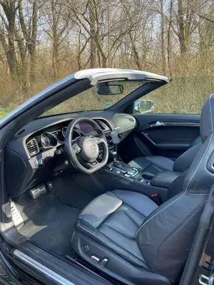 Audi RS5 RS5 Cabrio S tronic Bild 4