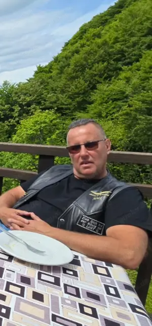 Ich suche ne dev.Frau oder ein dev.Paar in Göhren auf Rügen 