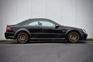 Mercedes-Benz CLK 63 AMG Coupe BLACK SERIES PAKET Bild 4