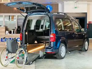 Volkswagen Caddy 4- Behindertengerecht-Rampe