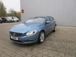 Volvo V60 Momentum NAVI BUSINESS PAKET WINTER PAKET KLIMAAUT Bild 3