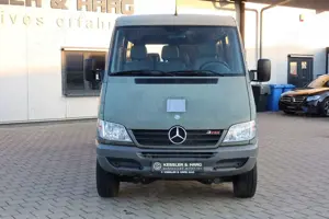 Mercedes-Benz Sprinter 313 CDI Sprinter 11/9 Sitzer 313 CDI 4x4, 129 PS Bild 2