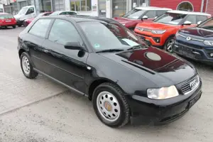 Audi A3 1.6 Attraction *Händler/Export*