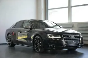 Audi S8 4.0 TFSI quattro *CERAMIC*HEADSUP*PANO* Bild 4