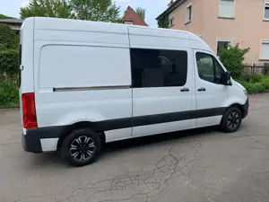 Mercedes-Benz Sprinter 214 CDI Kompakt VA Bild 2