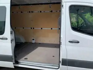 Mercedes-Benz Sprinter 214 CDI Kompakt VA Bild 5