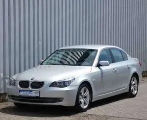 BMW 523 Baureihe 5 Lim. 523i-Klima-Navi-Xenon-PDC-SH