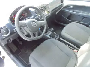 Volkswagen up! move up! Klima/PDC/GJR/4Türen/compositionpho Bild 4