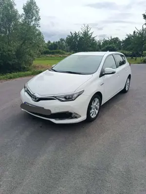 Toyota Auris Hybrid Executive