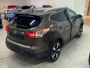Nissan Qashqai 1.2*LED*Pano*360°Kamera*Spur*Temp.*