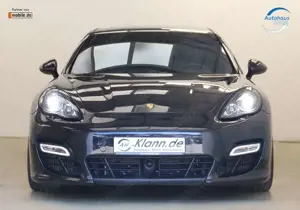 Porsche Panamera Turbo S 4.8 551PS Keramik ACC Standheiz Bild 2