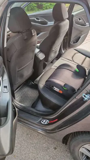 Hyundai i30 i30 Kombi 1.6 CRDI Trend Bild 4