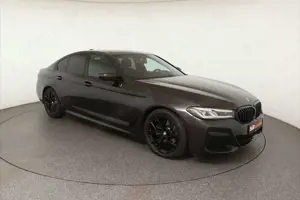 BMW 520 d M Sport|Glasdach|360°|HeadUp|adapt.LED|19"