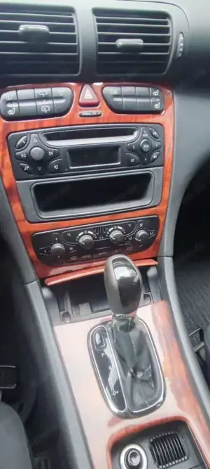 Mercedes-Benz C 180 T Kompressor Classic tüv 08/2025 Bild 4