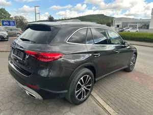 Mercedes-Benz GLC 220 d 4 M+Avantgarde Plus+Pano+Memory+Winter-P.+AHK+Ka Bild 4