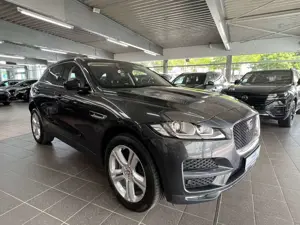 Jaguar F-Pace 20d Portfolio AWD MEM+PARK+Incontrol2x Bild 2