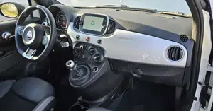 Fiat 500C Hey Google Google-UConnect-Car Play-Navi-PDC-Temp Bild 4