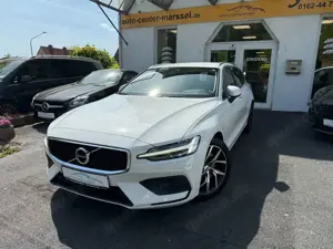 Volvo V60 Plug-In Hybrid AWD LED/STANDHEIZUNG/SPUR