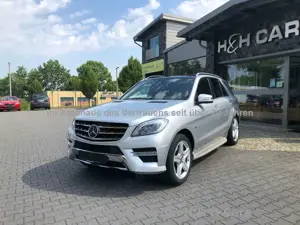 Mercedes-Benz ML 350 CDI 4Matic AMG Pano Kamera ILS Leder Moto