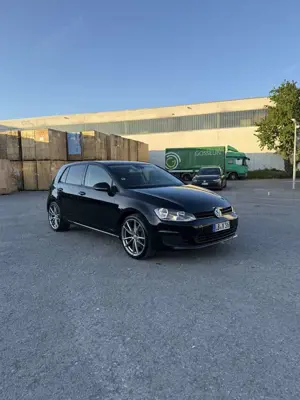 Volkswagen Golf 7 1.4TSI DSG KAMERA TOP VII 8-FACH