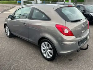 Opel Corsa D Energy TÜV/HU/NEU Bild 4