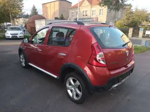 Dacia Sandero 1.6 MPI Stepway Bild 5