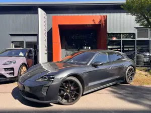 Porsche Taycan GTS Sport Tur. #BURMESTER! HINTERACHS!