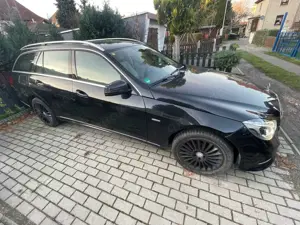 Mercedes-Benz E 220 E 220 T BlueTEC BlueEFFICIENCY Edition 9G-TRONIC