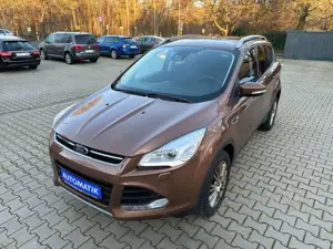 Ford Kuga 2.0 TDCi 4x4 Aut. Titanium ** NUR 96.700 KM **