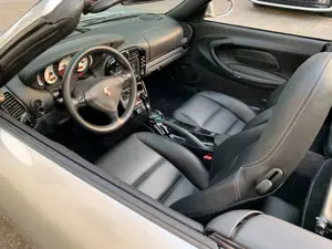 Porsche 996 911 (996) Porsche Cabrio sehr guter Zustand Bild 5