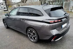 Peugeot 308 1.5 Blue-HDI Allure Pack Bild 4