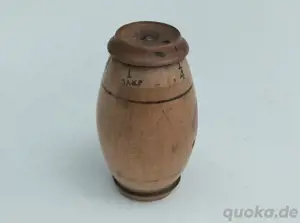 Rarität, Nähnadelspender