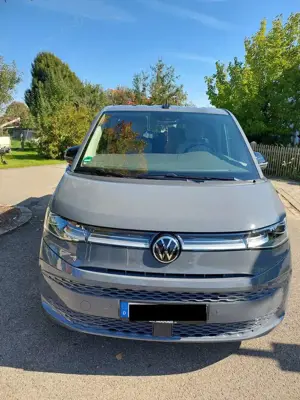 Volkswagen T7 Multivan Multivan 2,0 TDI SCR LÜ Style Bild 3