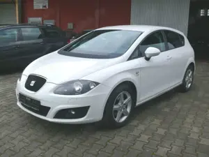 SEAT Leon Reference Copa Ecomotive ESP Leuchtet