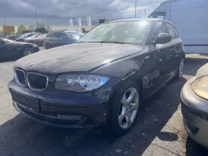 BMW 116 i Sport Motorschaden Bild 3