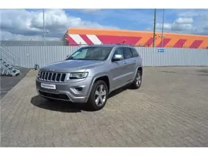 Jeep Grand Cherokee Overland 3.0l V6/Navi/Kamera/Luftfederung/Panorama