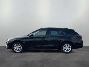 SEAT Leon Sportstourer Style 1.5 eTSI DSG / Navi, LED Bild 4