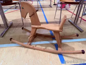 Holzschaukelpferd