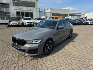 BMW 530 e xDrive M Sportpaket-LASERLICHT-HEAD UP