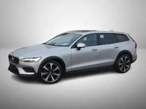 Volvo V60 Cross Country Ultimate AWD Bowers Standh AHK