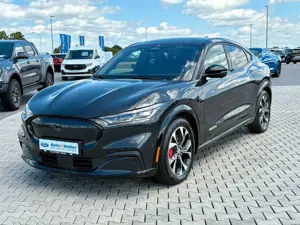 Ford Mustang Mach-E Premium AWD Extended Range PANO Bild 3