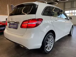 Mercedes-Benz B 250 B250 Aut. 4Matic *1.HAND*19%*LED*TEMPOMAT*SZHZ* Bild 4