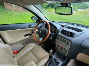 Alfa Romeo 147 147 2.0 Twin Spark Distinctive Bild 5