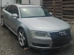 Audi A8 A8 4.2 quattro S-Line Bild 1